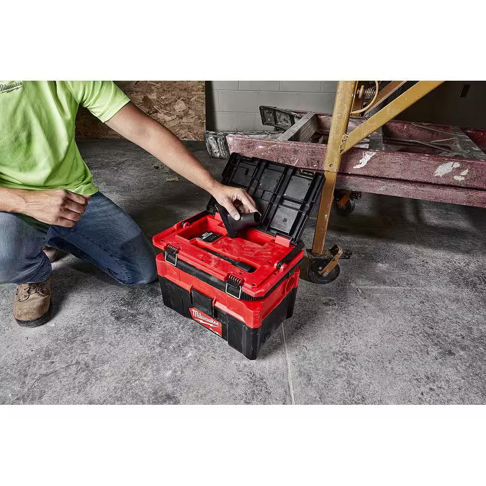 M18 FUEL PACKOUT 18-Volt 2.5 Gal. Lithium-Ion Cordless Wet/Dry Vacuum with PACKOUT Radio/Speaker