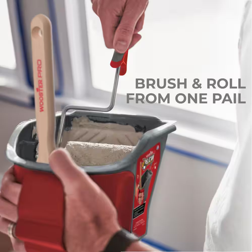 1 Qt. Pelican Hand-Held Paint Bucket with Brush Magnet